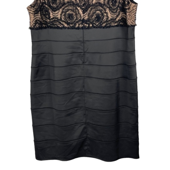 TADASHI SHOJI OT85851MQ RUCHED FLORAL LACE SCOOP NECK CAP SLEEVE SHEATH DRESS - Picture 9 of 15